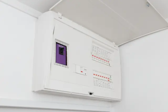 対処法を試してもブレーカーが上がらない場合どんな原因がある?