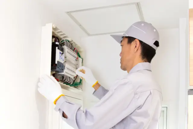 ブレーカーの修理・交換で信頼できる電気工事業者の選び方は？