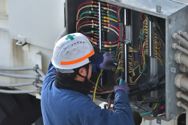 電気工事を依頼する時に信頼できる業者の見分け方は？
