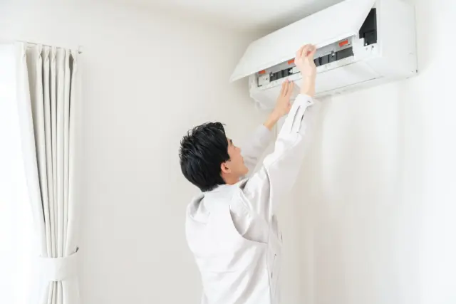 エアコンやインターホン設置など家庭の電気工事費用はどのように決まる?