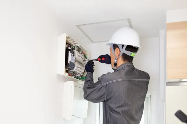 プロの漏電調査は何をする?料金相場と信頼できる業者の選び方
